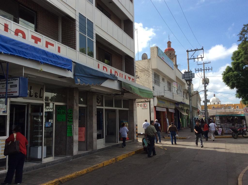 Hotel Irapuato Kültér fotó